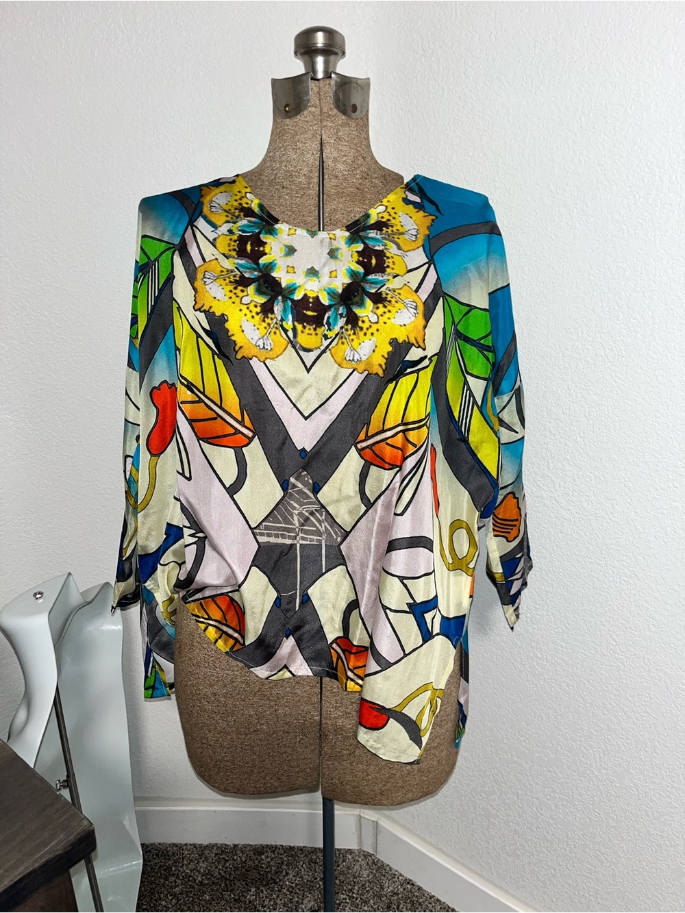 Johnny Was Silk Arty Boho Blouse, Size XS, EUC